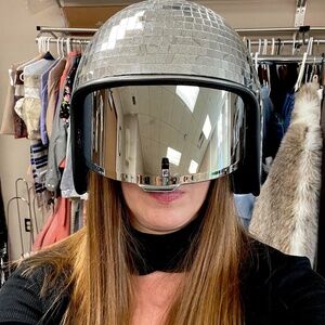 Meet your Posher, Whitney